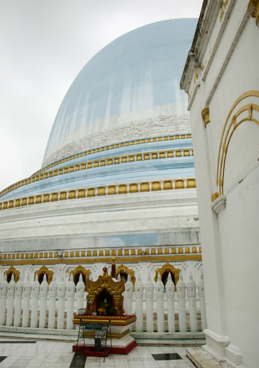 Kaunghmudaw Paya Rajamanisula Pagoda, Sagaing, Mandalay, Myanmar