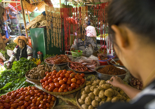 People In The Central Market, Bagan, Myanmar