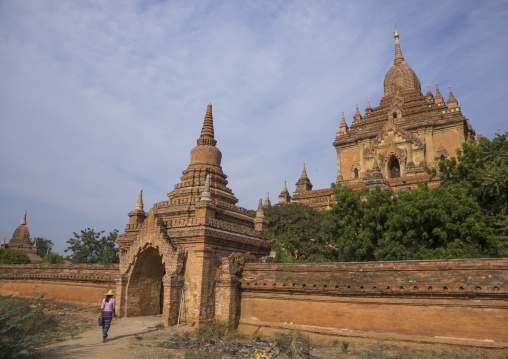 Bagan Plain Dotted With Thousands Of Temple Ruins, Bagan, Myanmar