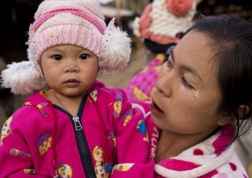 Mother And Her Daughter, Mindat, Myanmar