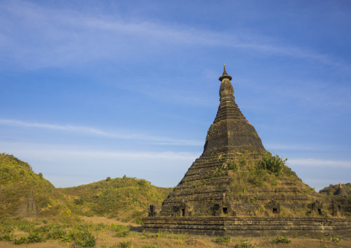 Laung Bwann Brauk Pagoda, Mrauk U, Myanmar