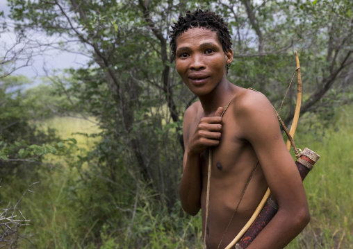 Bushman Hunter, Tsumkwe, Namibia