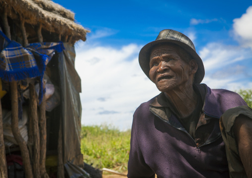 Old Bushman, Tsumkwe, Namibia