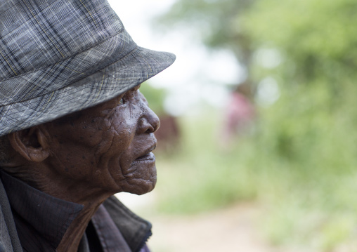 Old Bushman, Tsumkwe, Namibia