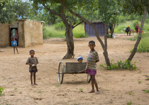 Bushman Children, Tsumkwe, Namibia