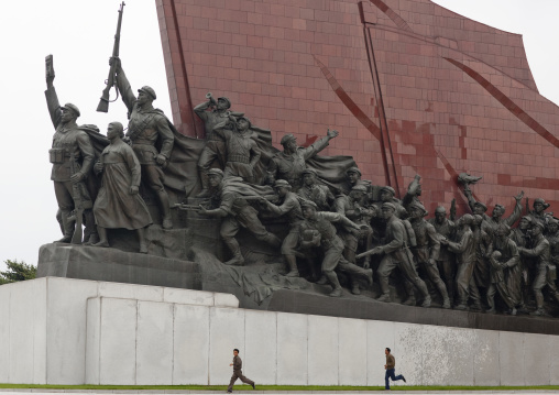 Statues of North Korean citizens in their anti-japanese revolutionary struggle in Mansudae Grand monument, Pyongan Province, Pyongyang, North Korea