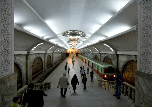 North Korean people in Yonggwang station, Pyongan Province, Pyongyang, North Korea