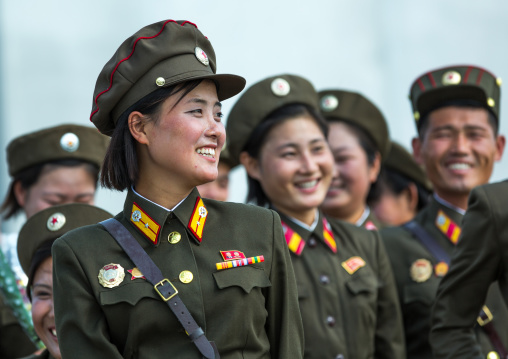 North Korean soldiers women smiling, Pyongan Province, Pyongyang, North Korea