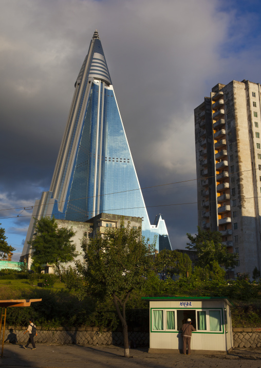 The pyramid-shaped Ryugyong hotel, Pyongan Province, Pyongyang, North Korea