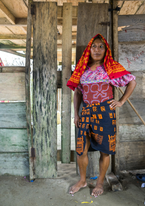 Panama, San Blas Islands, Mamitupu, Gay Kuna Indigenous Man Wearing Female Traditional Clothes