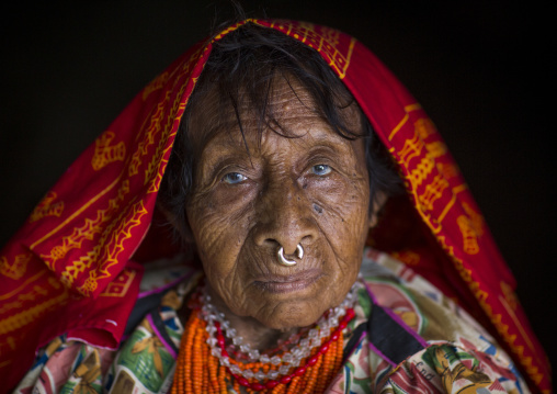 Panama, San Blas Islands, Mamitupu, Portrait Of An Old Kuna Tribe Woman