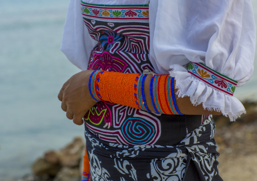 Panama, San Blas Islands, Mamitupu, A Kuna Indian Woman Wearing Beads Decoration On Her Arm