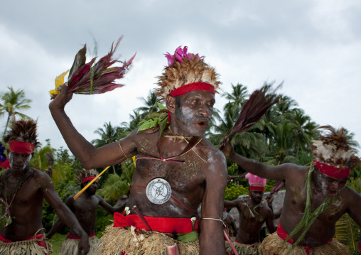 Paplieng tribe men dancing, New Ireland Province, Kavieng, Papua New Guinea