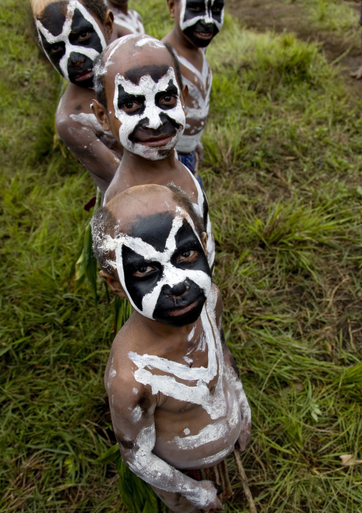 Khoril tribe boys during a sing sing, Western Highlands Province, Mount Hagen, Papua New Guinea