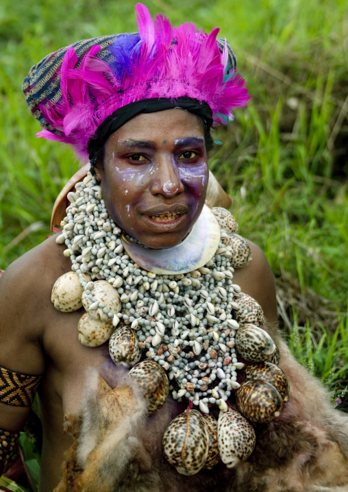 Portrait of a Highlander woman with traditional clothing during a sing-sing, Western Highlands Province, Mount Hagen, Papua New Guinea