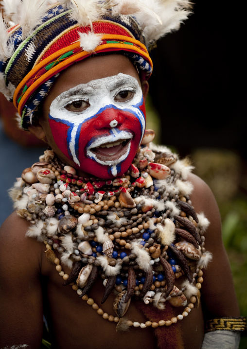 Highlander boy with traditional clothing during a sing-sing, Western Highlands Province, Mount Hagen, Papua New Guinea