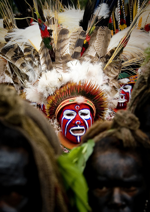 Highlander woman with traditional clothing during a sing-sing, Western Highlands Province, Mount Hagen, Papua New Guinea