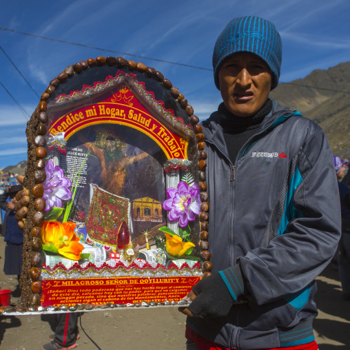 Devotee During Qoyllur Riti Festival, Ocongate Cuzco, Peru