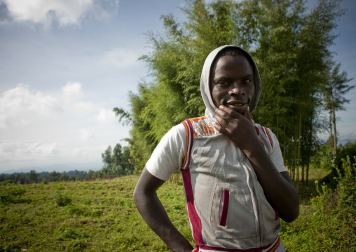 Rwandan man in the volcanoes national park, Northwest Province, Rehengeri, Rwanda