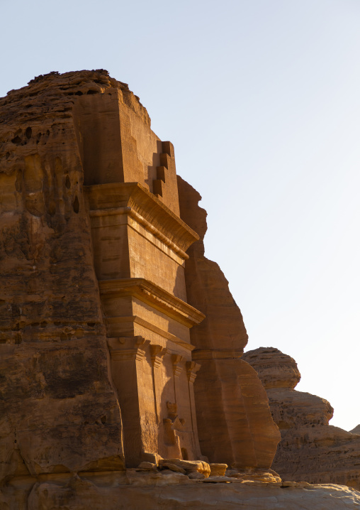 Side view of qasr al-Farid tomb of Lihyan son of Kuza in Madain Saleh, Al Madinah Province, Alula, Saudi Arabia