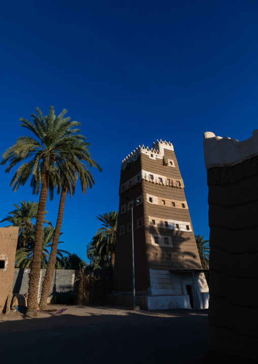 Traditional old multi-storey mud house, Najran Province, Najran, Saudi Arabia