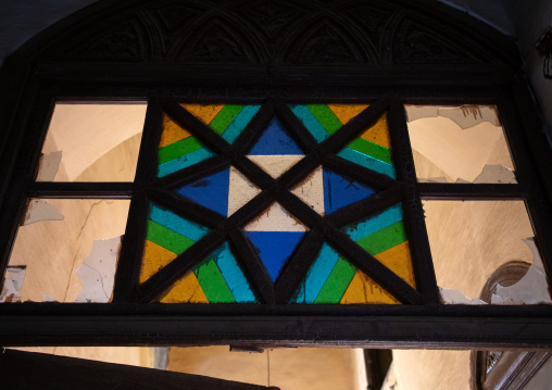 Al Kateb house stained window decoration, Mecca province, Taïf, Saudi Arabia