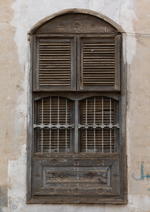 Old wooden window, Mecca province, Taïf, Saudi Arabia