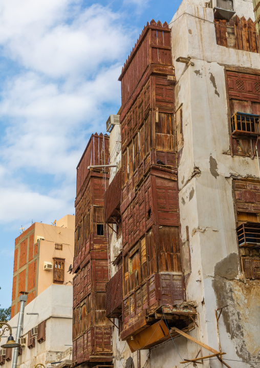 Old houses with wooden mashrabiyas in al-Balad quarter, Mecca province, Jeddah, Saudi Arabia