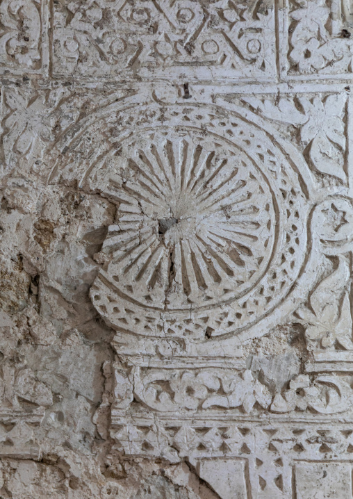 Beautiful decorative stucco plasterwork in Abdullah Matbouli house, Mecca province, Jeddah, Saudi Arabia