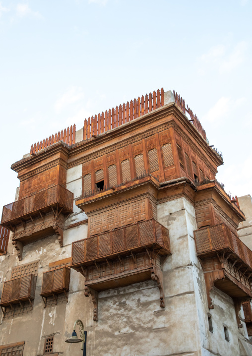 Old house with wooden mashrabiya in al-Balad quarter, Mecca province, Jeddah, Saudi Arabia