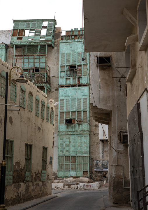 Old house with wooden mashrabiya in al-Balad quarter, Mecca province, Jeddah, Saudi Arabia