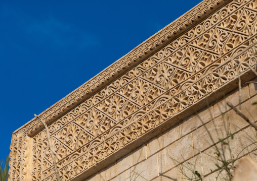 Farasani house with gypsum decoration and frescoes, Red Sea, Farasan, Saudi Arabia