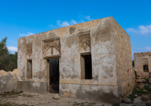 Farasani house with gypsum decoration and frescoes, Red Sea, Farasan, Saudi Arabia