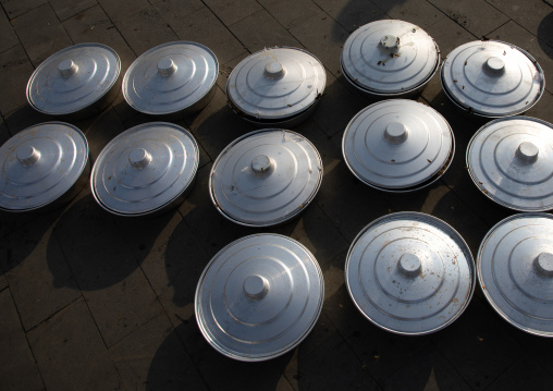 Honeycombs in boxes for sale on a market, Asir province, Muhayil, Saudi Arabia