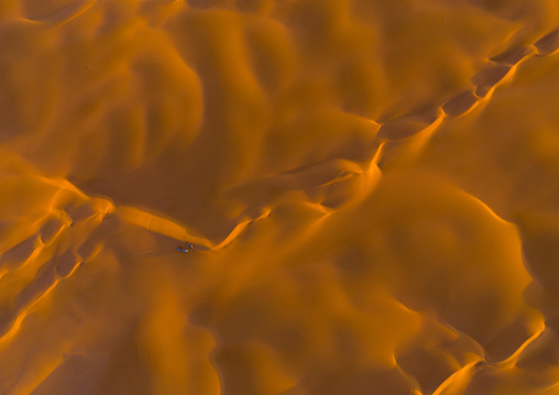 The rub' al Khali empty quarter desert aerial view, Rub al-Khali, Khubash, Saudi Arabia