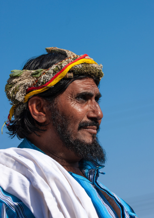 Portrait of an asiri flower man, Asir province, Al Farsha, Saudi Arabia