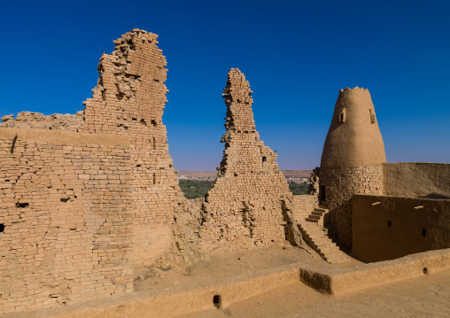 Stone and mud-brick qasr marid watchtower, Al-Jawf Province, Dumat Al-Jandal, Saudi Arabia