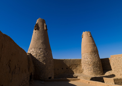 Stone and mud-brick qasr marid watchtower, Al-Jawf Province, Dumat Al-Jandal, Saudi Arabia