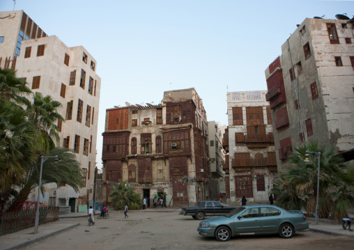 Old house with wooden mashrabiya in al-Balad quarter, Mecca province, Jeddah, Saudi Arabia