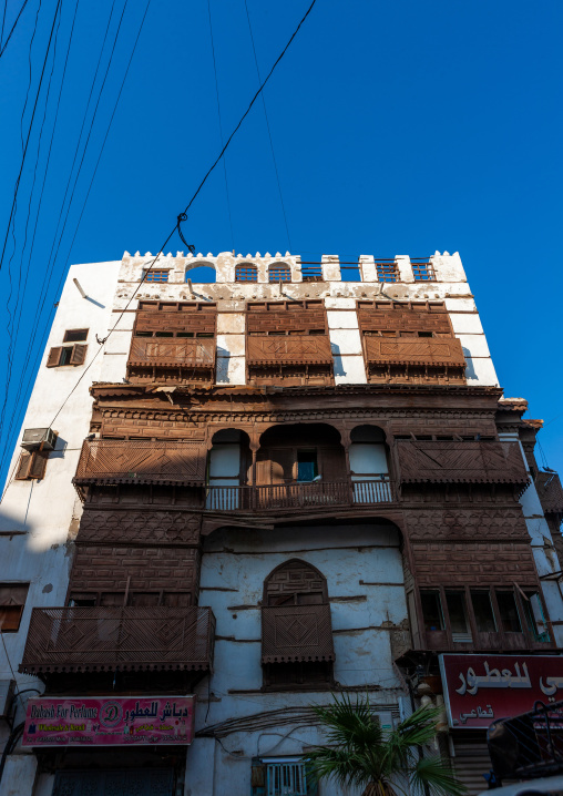 Houses with wooden mashrabia and rowshan in the old quarter, Hijaz Tihamah region, Jeddah, Saudi Arabia