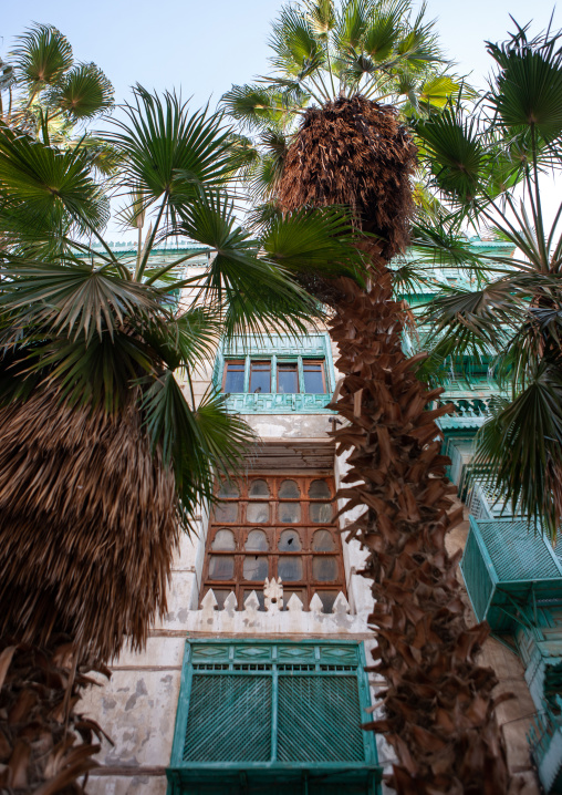 Houses with wooden mashrabia and rowshan in the old quarter, Hijaz Tihamah region, Jeddah, Saudi Arabia