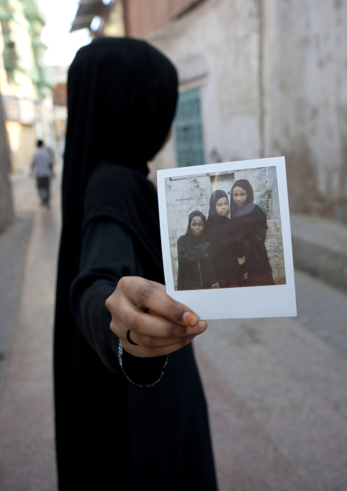 Somali refugee girl in jeddah, Saudi arabia