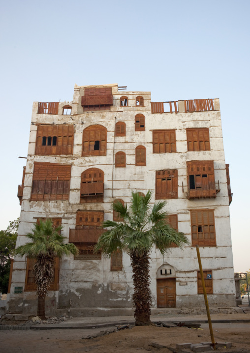 Old house with wooden mashrabiya in al-Balad quarter, Mecca province, Jeddah, Saudi Arabia