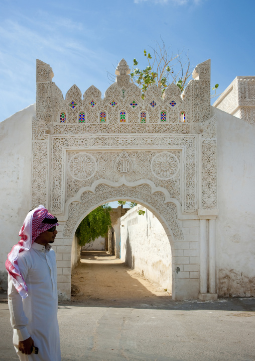 Ottoman old gate with gypsum decoration, Red Sea, Farasan, Saudi Arabia