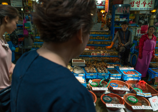 Noryangjin fisheries wholesale market, National capital area, Seoul, South korea