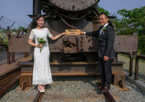 North korean defector joseph park with his south korean fiancee called juyeon on the north and south korea border, Sudogwon, Paju, South korea