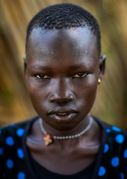 Portrait of a Mundari tribe woman, Central Equatoria, Terekeka, South Sudan