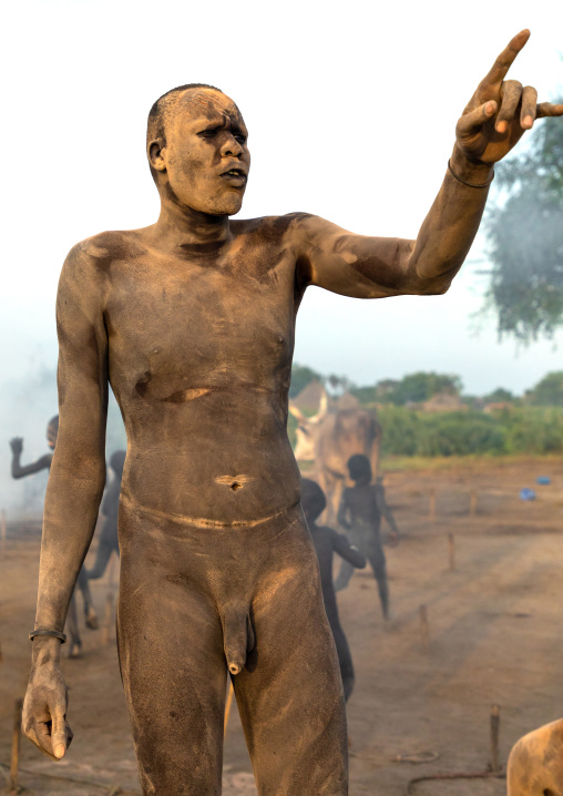 Mundari tribe man covered in ash to repel flies and mosquitoes, Central Equatoria, Terekeka, South Sudan