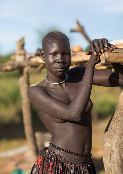 Portrait of a Mundari tribe woman, Central Equatoria, Terekeka, South Sudan