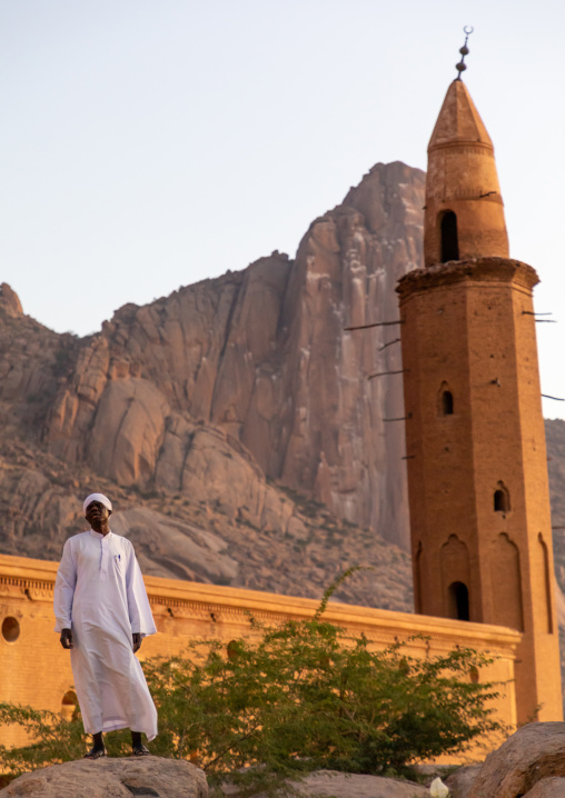 Muezzin making the call to prayers in front of Khatmiyah mosque at the base of the Taka mountains, Kassala State, Kassala, Sudan